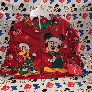 Disney Christmas top